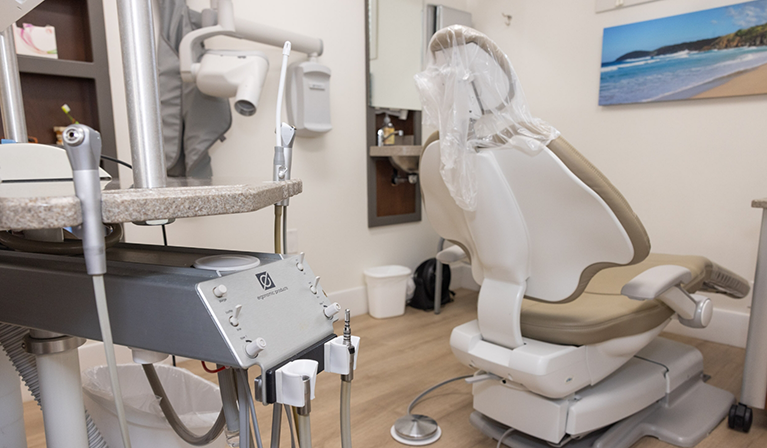 Dental treatment room