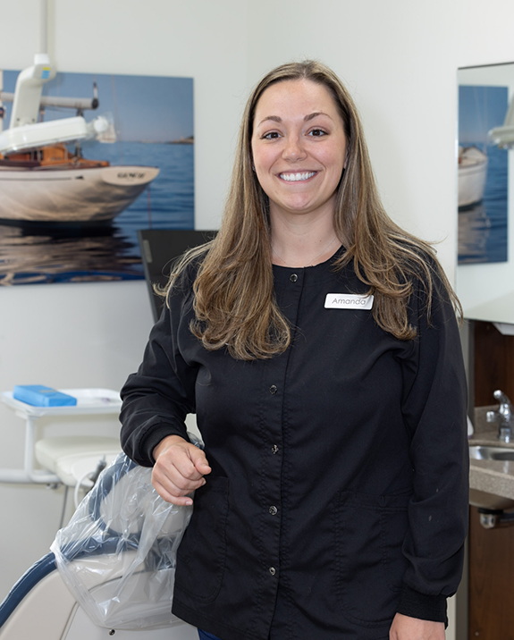 Dental hygienist Amanda
