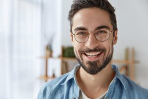 Smiling well-dressed man